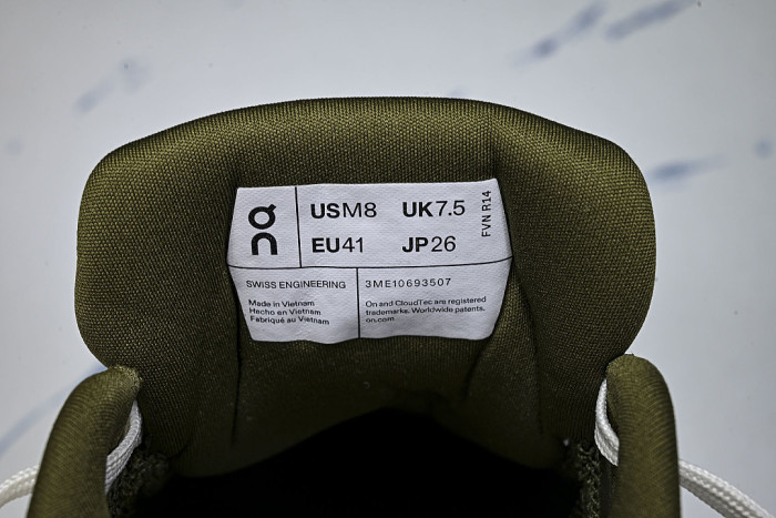 ON X THE SECOND GENERATION SERIES OF CASUAL RUNNING SHOES LIGHT GRAY/ARMY GREEN