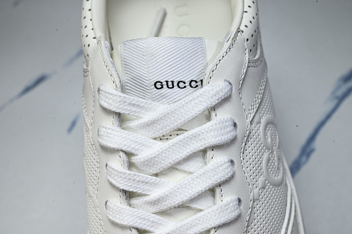 CHUNKY B MONOCHROME CARAMEL COLORED THICK SOLED CASUAL SNEAKERS WHITE/PURE WHITE