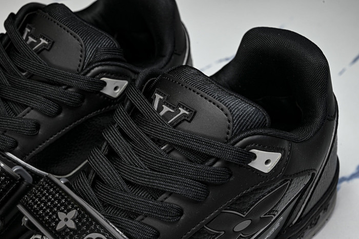 TRAINER COST EFFECTIVE MEN'S AND WOMEN'S SPORTS SHOES BLACK/INKINESS