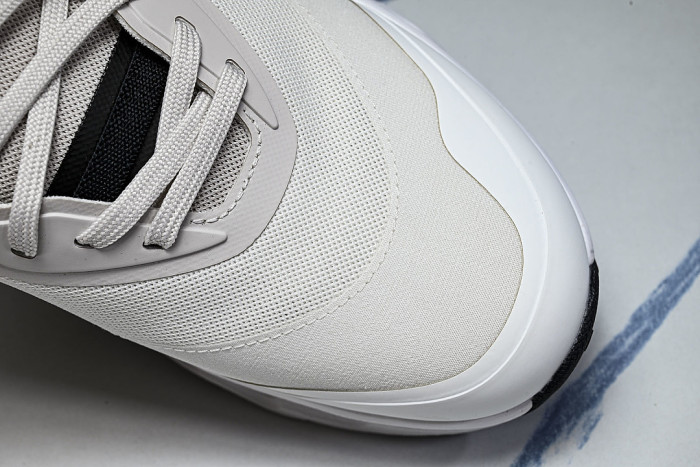 ON X THE SECOND GENERATION SERIES OF CASUAL RUNNING SHOES LIGHT GRAY/GREY