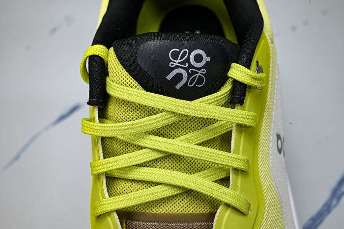 ON X THE SECOND GENERATION SERIES OF CASUAL RUNNING SHOES YELLOW/LEMON YELLOW