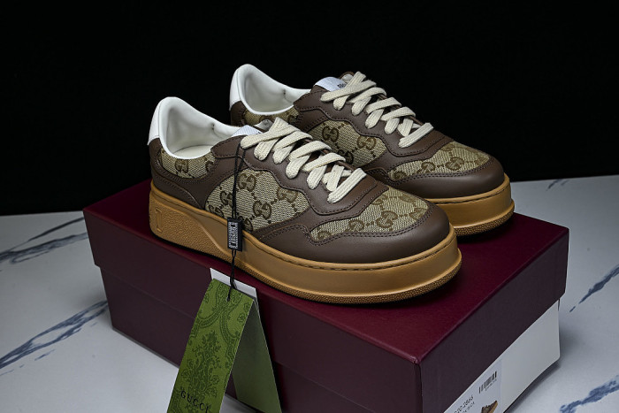 CHUNKY B MONOCHROME CARAMEL COLORED THICK SOLED CASUAL SNEAKERS COFFEE/BROWN