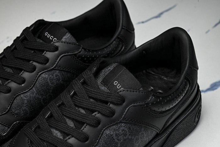 CHUNKY B MONOCHROME CARAMEL COLORED THICK SOLED CASUAL SNEAKERS BLACK/INKINESS
