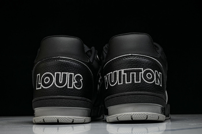 TRAINER COST EFFECTIVE MEN'S AND WOMEN'S SPORTS SHOES BLACK/INKINESS