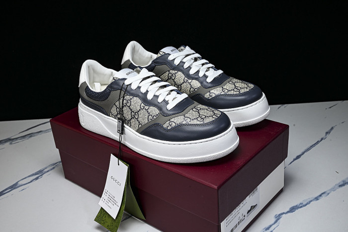 CHUNKY B MONOCHROME CARAMEL COLORED THICK SOLED CASUAL SNEAKERS BLACK/WHITE