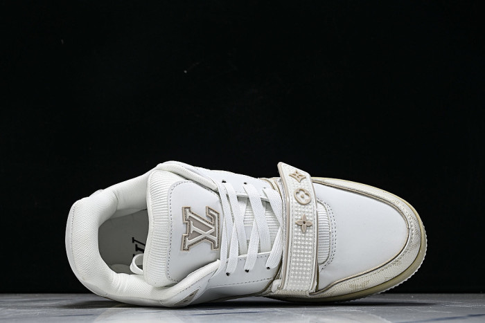 TRAINER COST EFFECTIVE MEN'S AND WOMEN'S SPORTS SHOES LIGHT WHEAT/WHITE