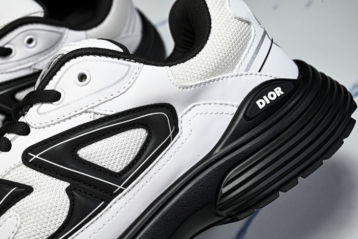 MEN'S BREATHABLE CASUAL THICK SOLED B30 LACE UP RUNNING SHOES 2026 NEW STYLE WHITE/BLACK