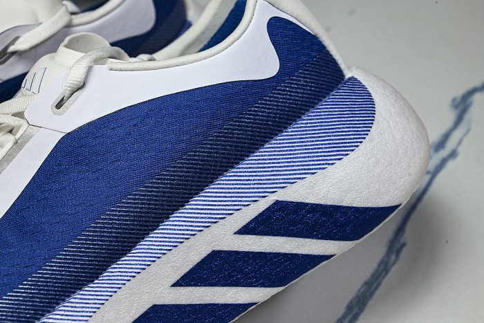 KI1911 HYPERBOOST EDGE CLOUD WHITE/EQT BLUE/ZERO METALLIC