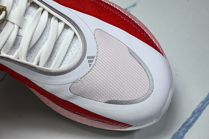 KI1913 HYPER BOOST EDGE CLOUD WHITE/PURE RUBY/ZERO METALIC