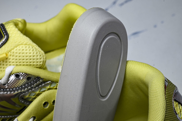 THICK-SOLED BREATHABLE MESH CASUAL SPORTS SHOES YELLOW/SILVER
