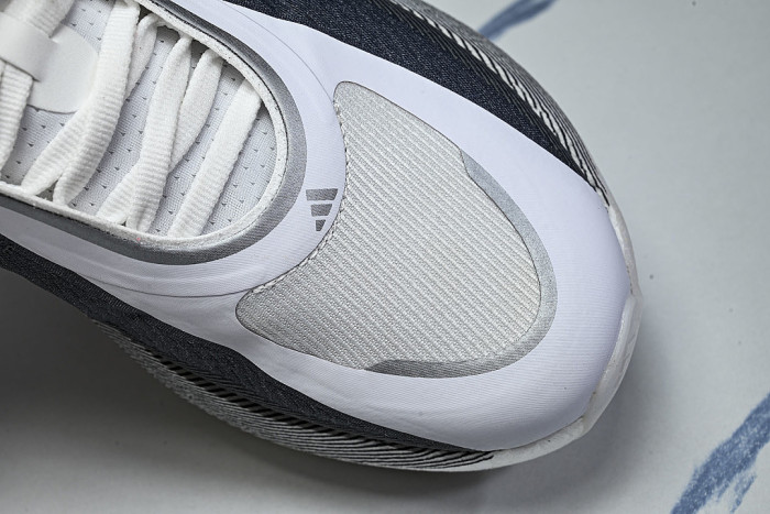 KI4392 HYPER BOOST EDGE CLOUD WHITE/AURORA ONIX/SOLAR TURBO