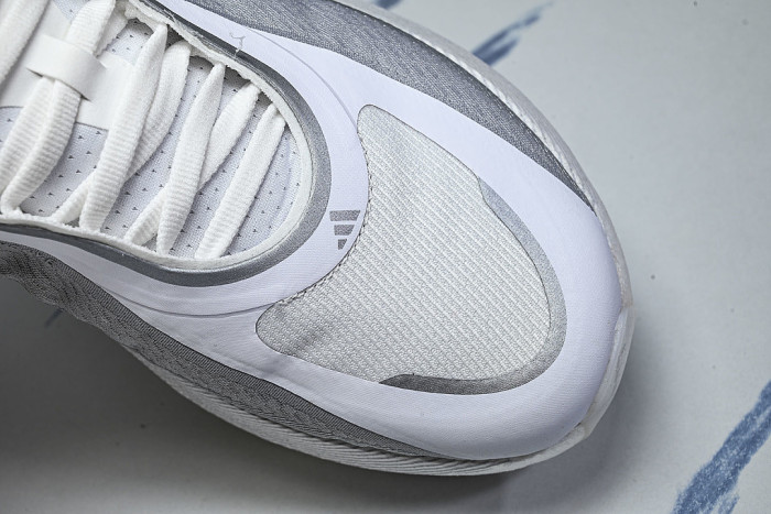 KK0288 HYPER BOOST EDGE CLOUD WHITE/LIGHT SOLID GREY/SILVER METALLIC