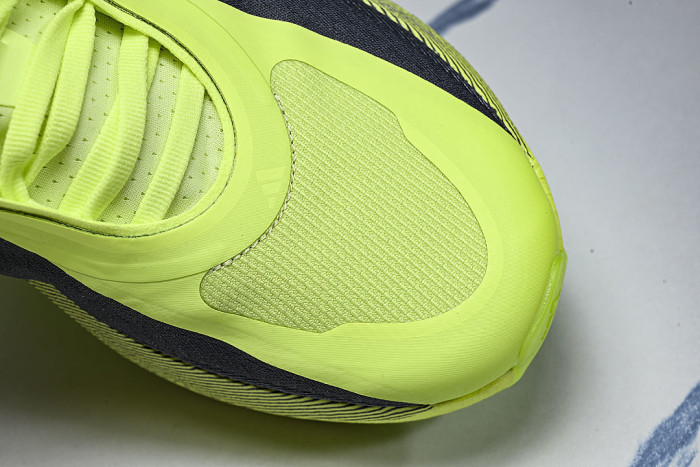 KI4413 HYPERBOOST EDGE SOLE-BOOSTING RUNNING SHOES GREEN/BLACK