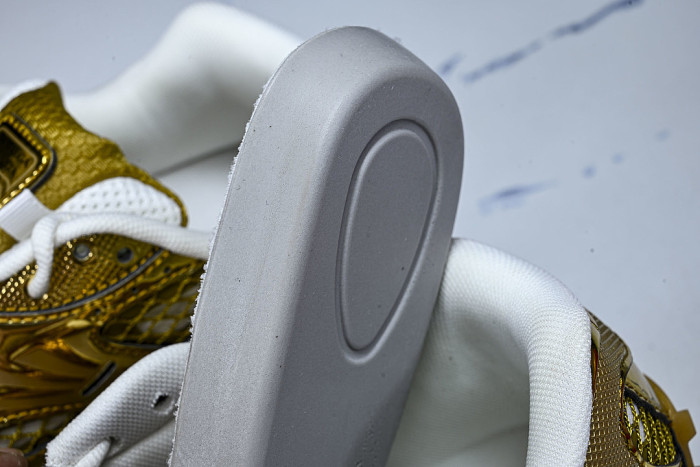THICK-SOLED BREATHABLE MESH CASUAL SPORTS SHOES GOLD/GOLD/GOLD