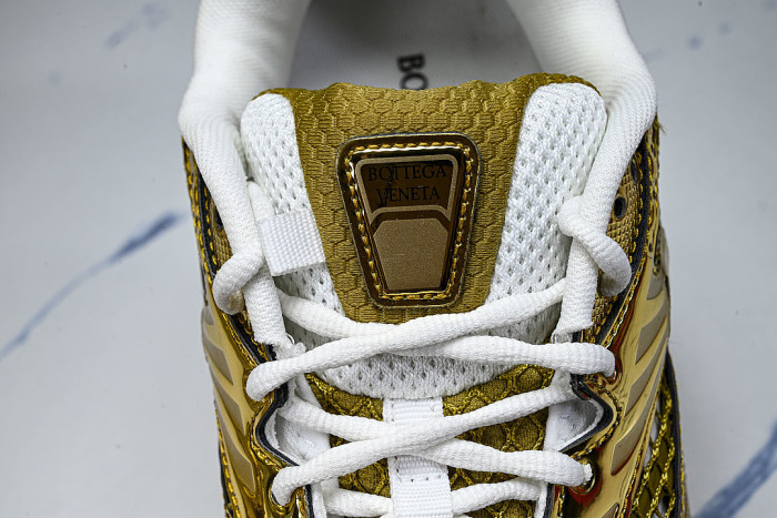 THICK-SOLED BREATHABLE MESH CASUAL SPORTS SHOES GOLD/GOLD/GOLD