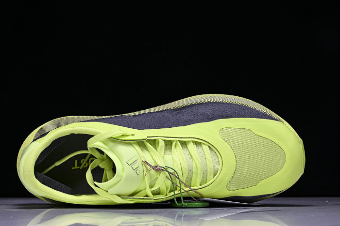 KI4413 HYPERBOOST EDGE SOLE-BOOSTING RUNNING SHOES GREEN/BLACK