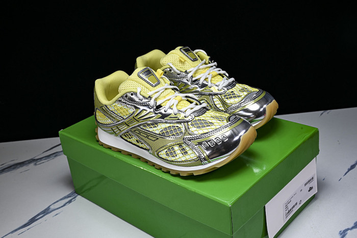 THICK-SOLED BREATHABLE MESH CASUAL SPORTS SHOES YELLOW/SILVER