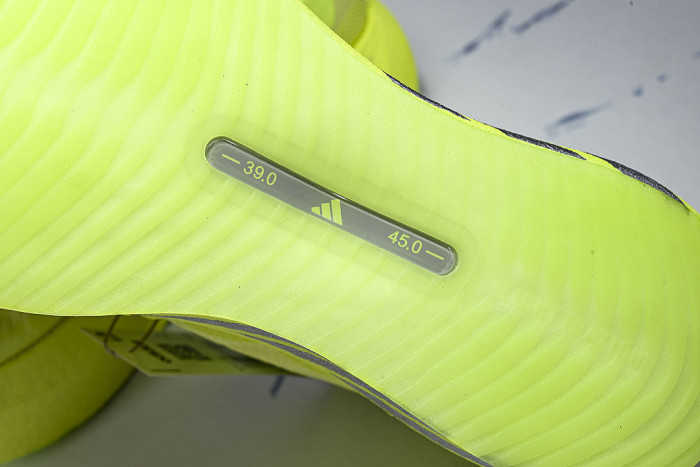 KI4412 HYPERBOOST EDGE SOLE-BOOSTING RUNNING SHOES GREEN/GREEN/GREEN