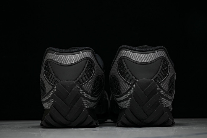 THICK-SOLED BREATHABLE MESH CASUAL SPORTS SHOES BLACK/GREY