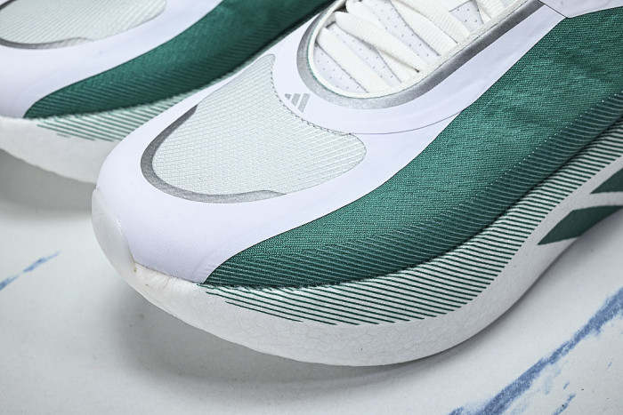 KI1912 HYPER BOOST EDGE CLOUD WHITE/EQT GREEN/ZERO METALLIC