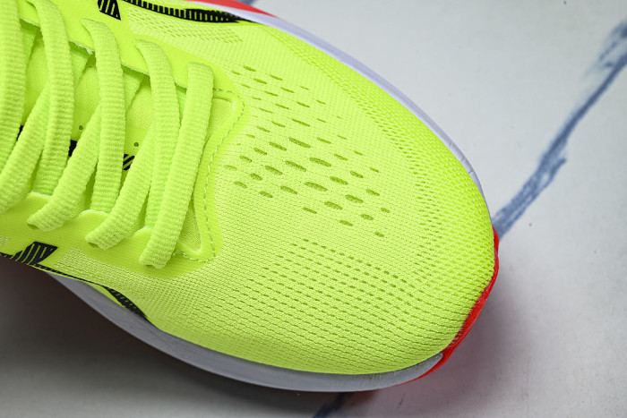 1011B875-750 MAGIC SPEED 4 SAFETY YELLOW/BLACK