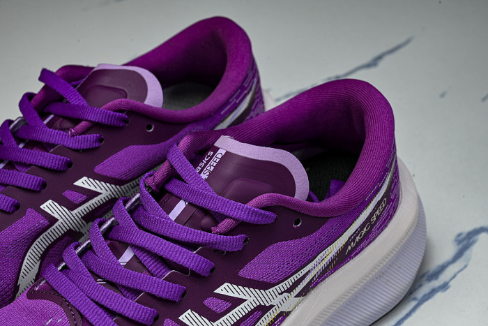 1012B676-500 MAGIC SPEED 4 PURPLE SPECTRUM/PALE PINK