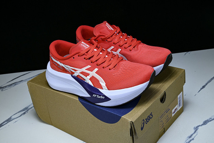 1011B873-600 MAGIC SPEED 4 RED/WHITE/BLACK