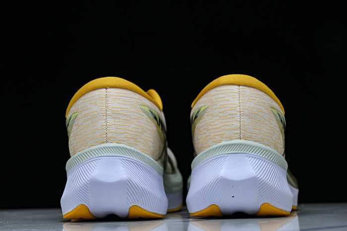 1011C102-100 MAGIC SPEED 4 ORANGE/WHITE/GREEN