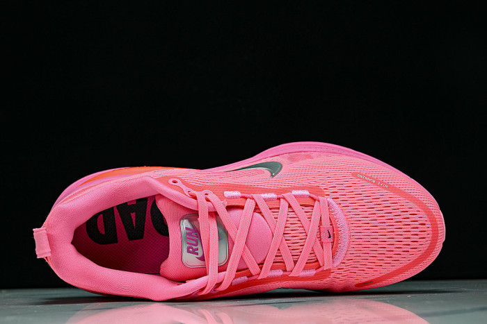 HM6804-602 VOMERO 18 VERSATILE ANTI SLIP LOW TOP RUNNING SHOES DARK PINK/PINK