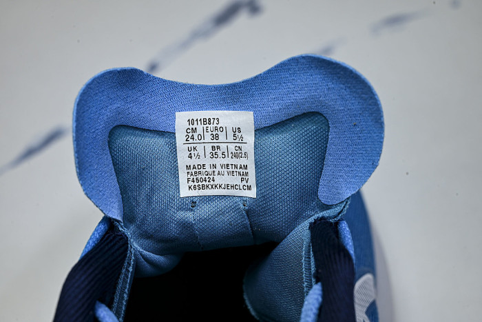 1011B873-400 MAGIC SPEED 4 BLUE/WHITE/BLUE