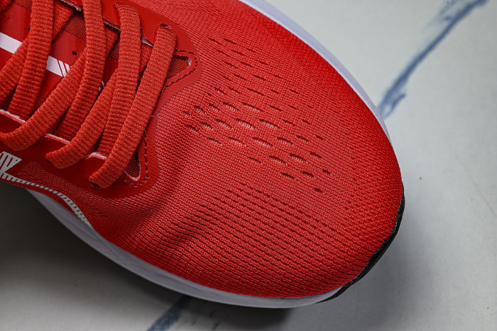 1011B873-600 MAGIC SPEED 4 RED/WHITE/BLACK