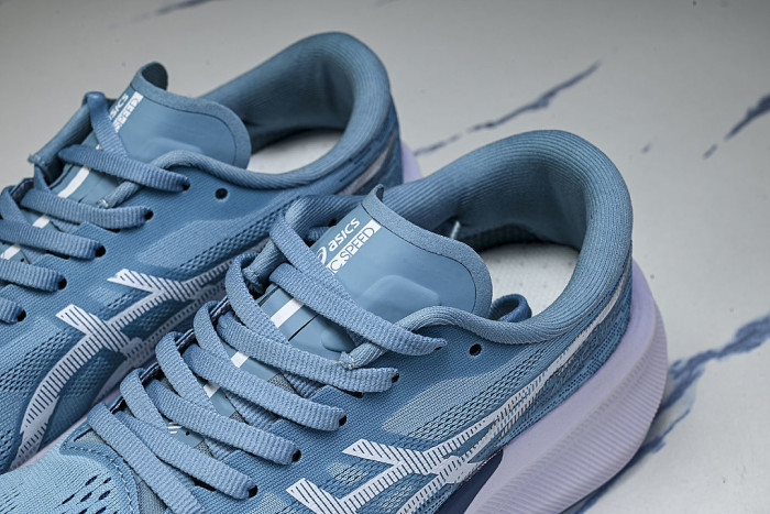1011B873-402 MAGIC SPEED 4 BLUE/WHITE/BLUE