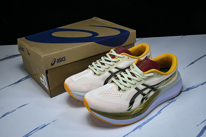 1011C102-100 MAGIC SPEED 4 ORANGE/WHITE/GREEN