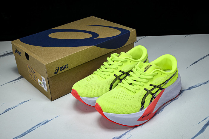 1011B875-750 MAGIC SPEED 4 SAFETY YELLOW/BLACK