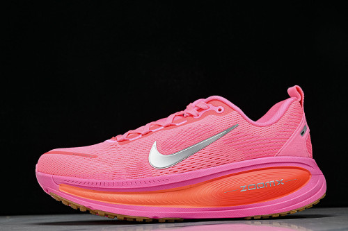 HM6804-602 VOMERO 18 VERSATILE ANTI SLIP LOW TOP RUNNING SHOES DARK PINK/PINK