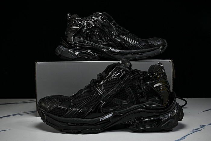 WRNLD1000 RUNNER LED BOHEMIAN VINTAGE CASUAL SHOES BLACK/BLACK/BLACK