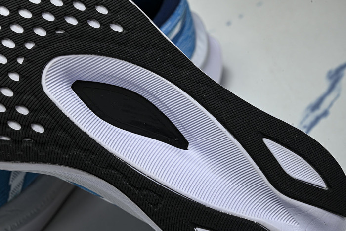 1011B873-400 MAGIC SPEED 4 BLUE/WHITE/BLUE