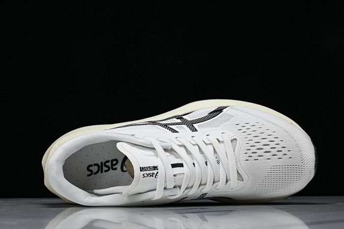 1011B873-101 MAGIC SPEED 4 WHITE/BLACK