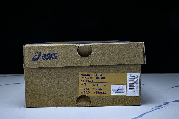 1011B873-101 MAGIC SPEED 4 WHITE/BLACK
