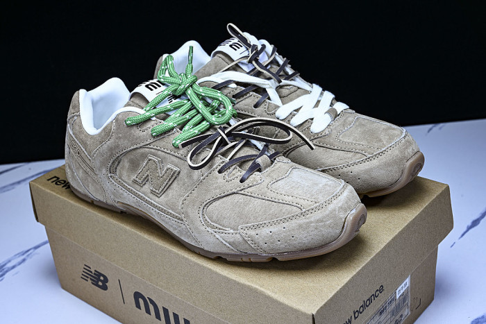 LOW-TOP RETRO CASUAL LIFESTYLE SHOES BROWN/BROWN/BROWN