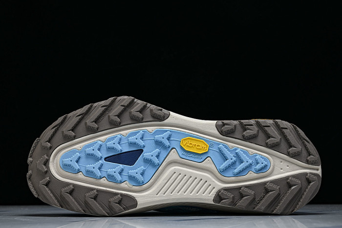 HV8113-400 ZOOMX ACG ZEGAMA BALTIC BLUE/LIGHT OREWOOD BROWN/MINK BROWN/PHANTOM
