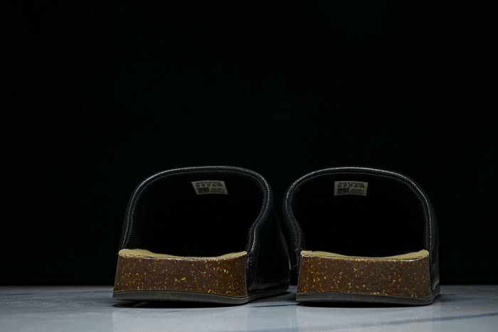 LC0411 SUPERSTAR CASUAL SEMI TRAILER BLACK/INKINESS