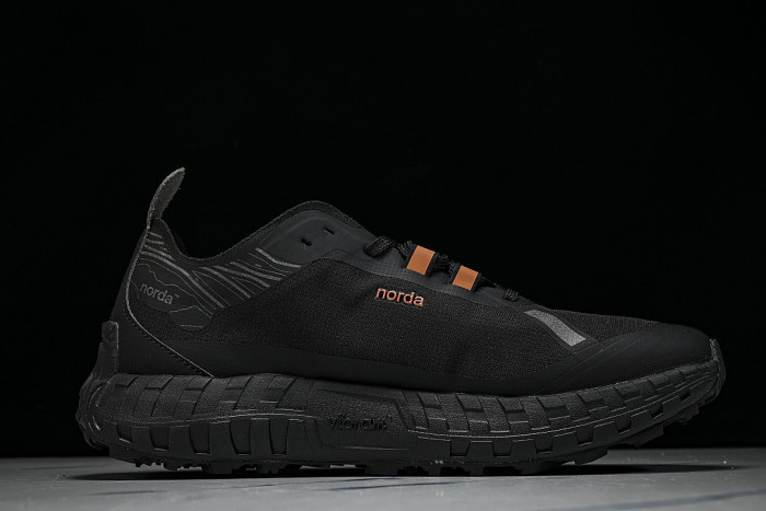 WEAR-RESISTANT CASUAL RUNNING SHOES BLACK/BLACK/BLACK