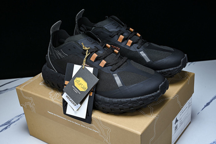 WEAR-RESISTANT CASUAL RUNNING SHOES BLACK/BLACK/BLACK