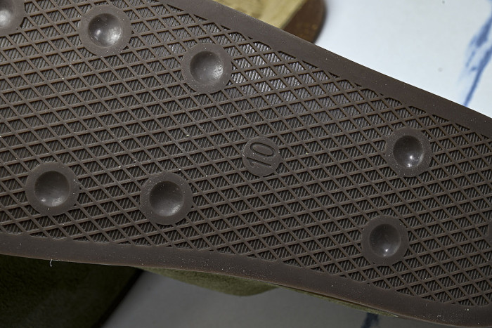 IH6907 ADIMULE SLIDES OLIVE STRATA/OLIVE STRATA/GUM