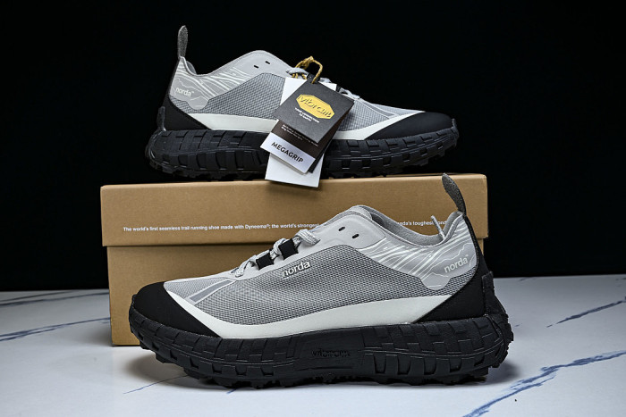 WEAR-RESISTANT CASUAL RUNNING SHOES GREY/BLACK/GREY