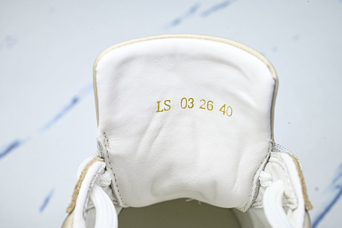 2026 THE NEW WOMEN'S SHOES ARE MADE OF COWHIDE AND TECHNOLOGICAL FABRIC SPORTS SHOES WHEAT/SAND