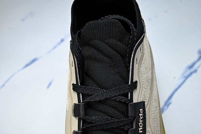 WEAR-RESISTANT OFF-ROAD RUNNING SHOES BEIGE/BROWN/GREEN
