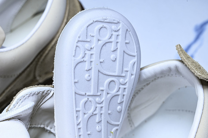 2026 THE NEW WOMEN'S SHOES ARE MADE OF COWHIDE AND TECHNOLOGICAL FABRIC SPORTS SHOES WHEAT/SAND
