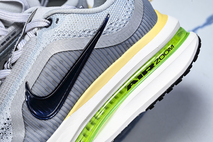 IR1815-012 AIR ZOOM PEGASUS PREMIUM WOLF GREY/MIDNIGHT NAVY/PEWTER/SAIL